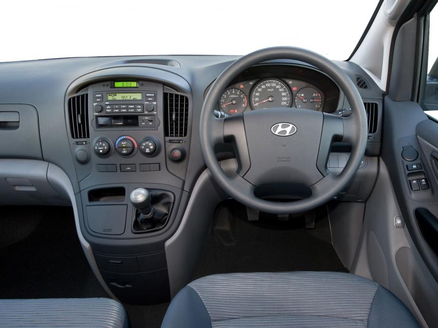  Hyundai H-1 Multicab 2012 года  (ZA) (фото 4 из 15)